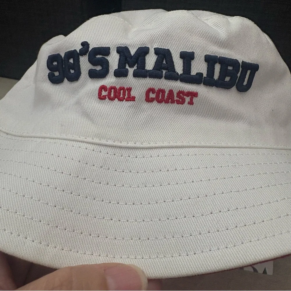 NWT Zara Kids NEW Malibu Reversible Blue, Red and White Bucket Hat Embroidered